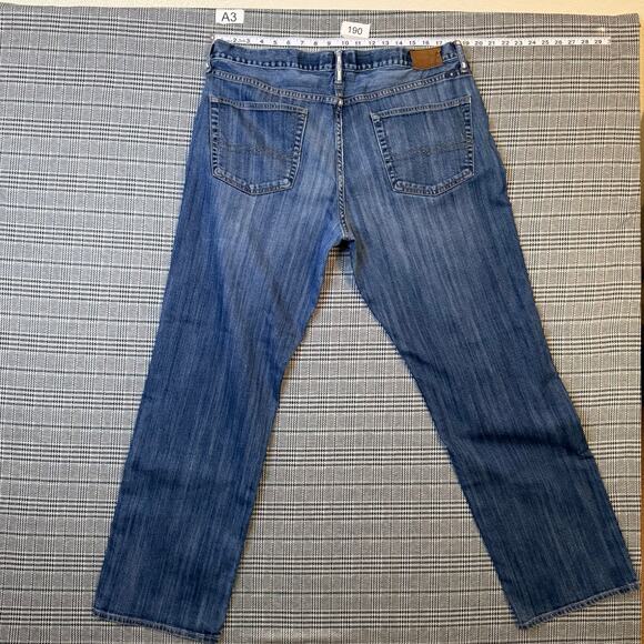 Lucky Brand Men's Jeans Blue Wash Denim Straight Leg Size 38x30 - Picture 1 of 10